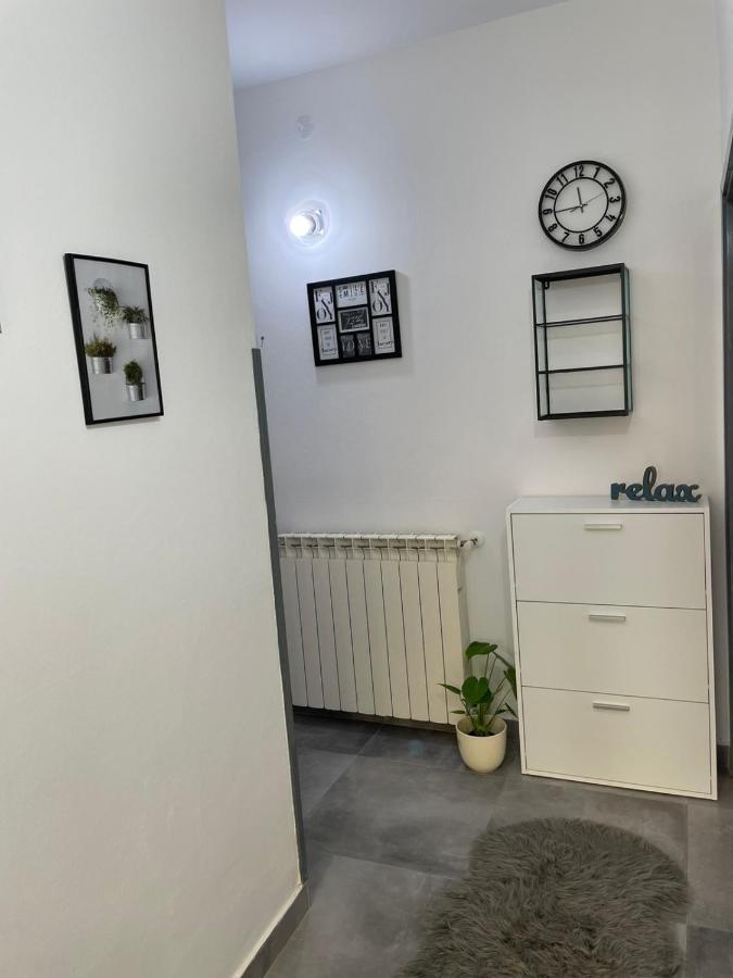 Apartment Greta Лабин Экстерьер фото